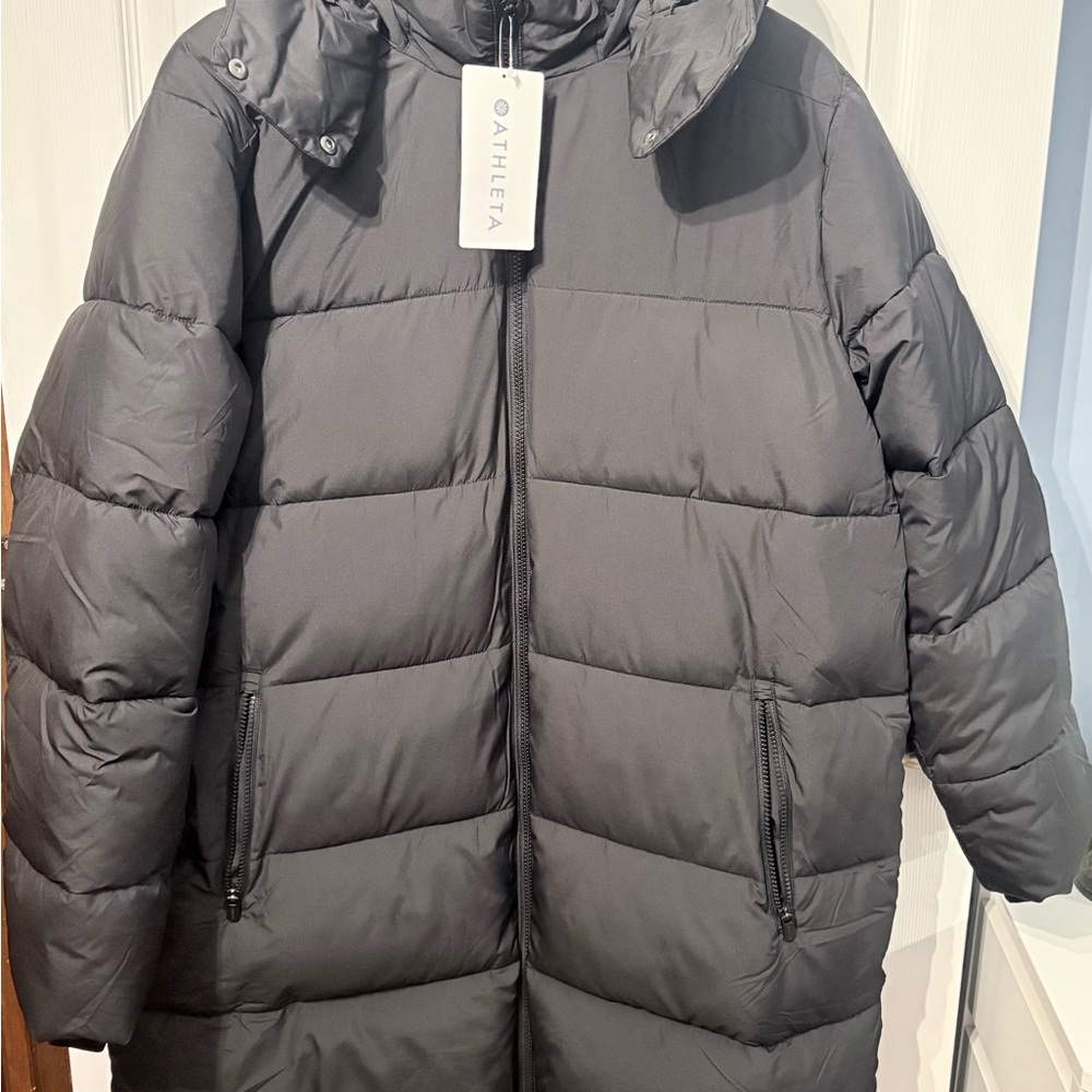 Athleta Stratus Puffer Parka in Black